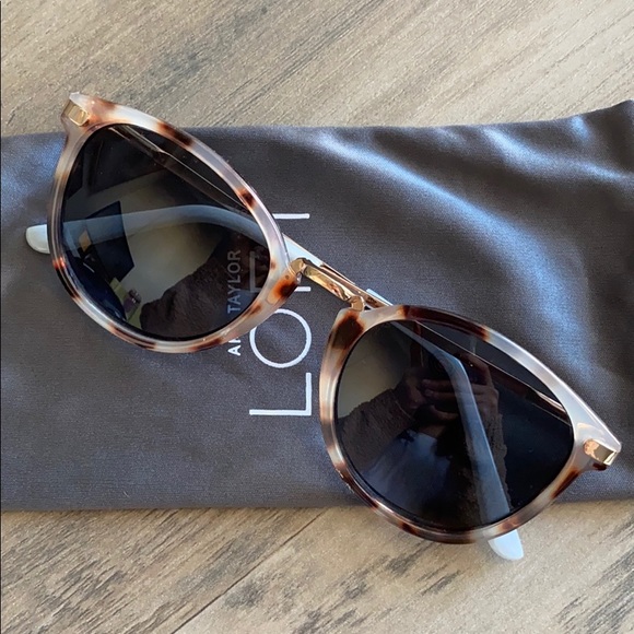 LOFT Accessories - Loft Sunglasses NWOT